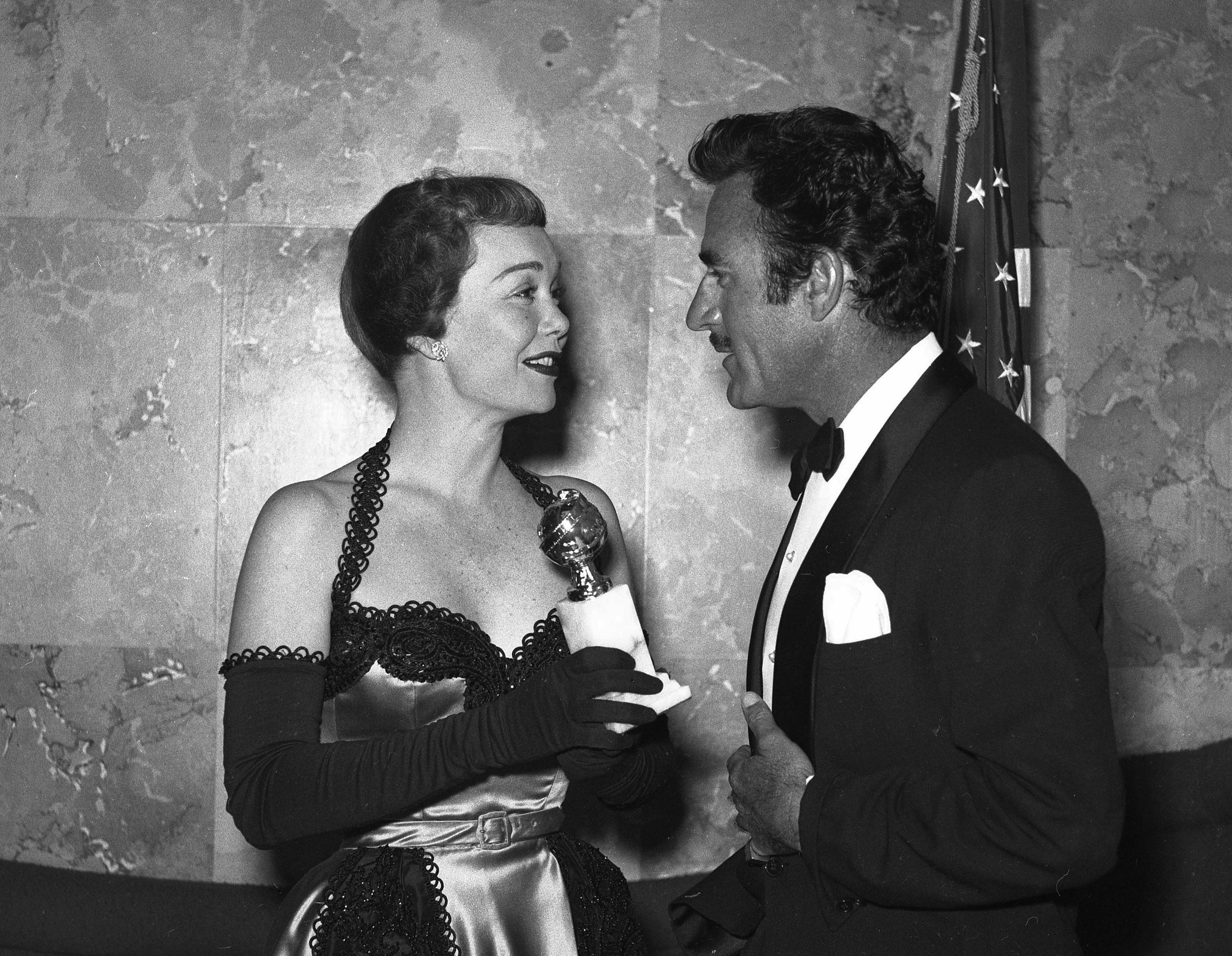 Jane Wyman and Gilbert Roland, Golden Globes 1952 Jane Wyman and Gilbert Roland, Golden Globes 1952
